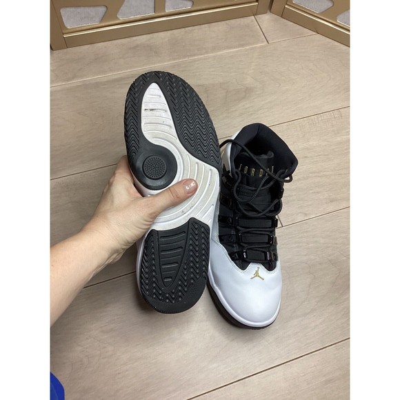 Air Jordan Max Aura sneakers men 8 eu 41 white gold black main image 7